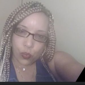 Meet your Posher, Davida